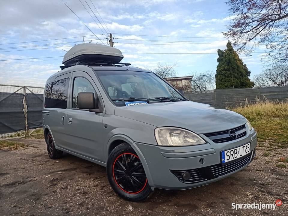 Opel combo c tour osobowy 17 disel Mikołów