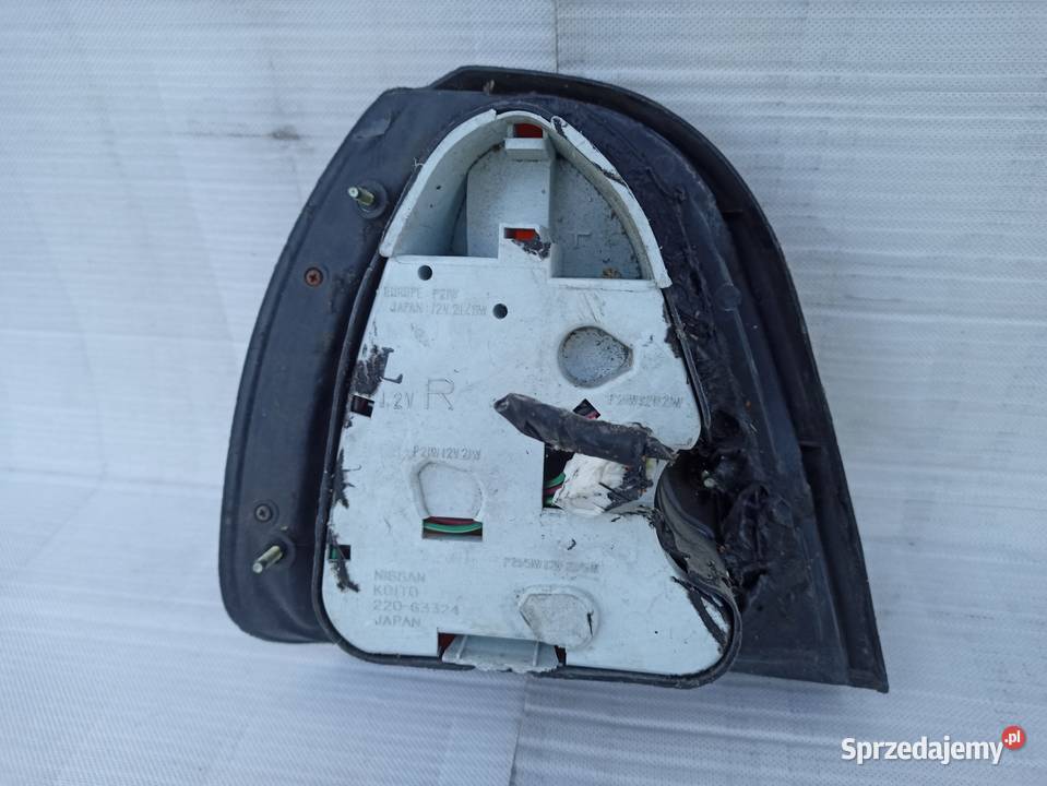 Nissan Sunny N14 lampa tył tylna prawa wkład Sieradz