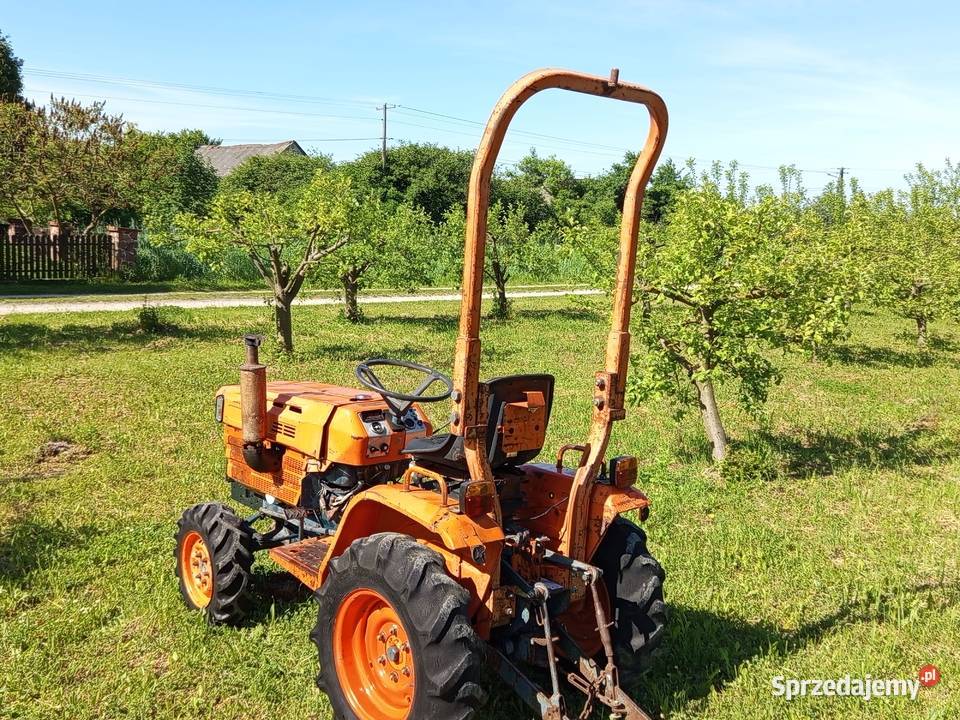 Traktorek Kubota 4x4 3 Cylindrowy Komplet świętokrzyskie Jędrzejów sprzedam