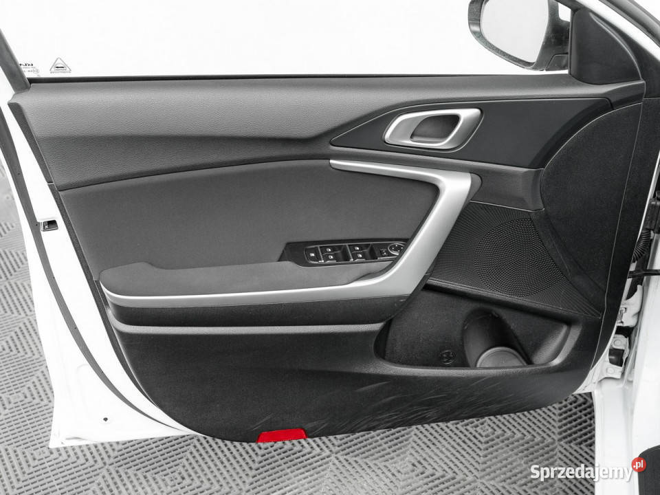 Kia Ceed WD0977U10 TGDI M Kcofania 2 stref klima światła do jazdy dziennej pomorskie Pępowo