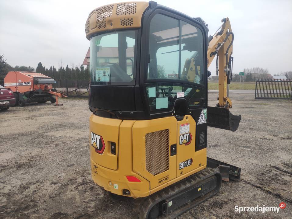Minikoparka CAT 3016 2022r przebieg 600mtg