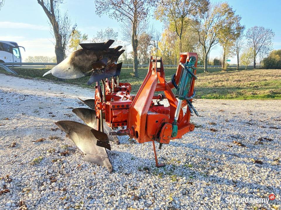 Plug obrotowy Kverneland 3 z Niemiec Nowy Korczyn