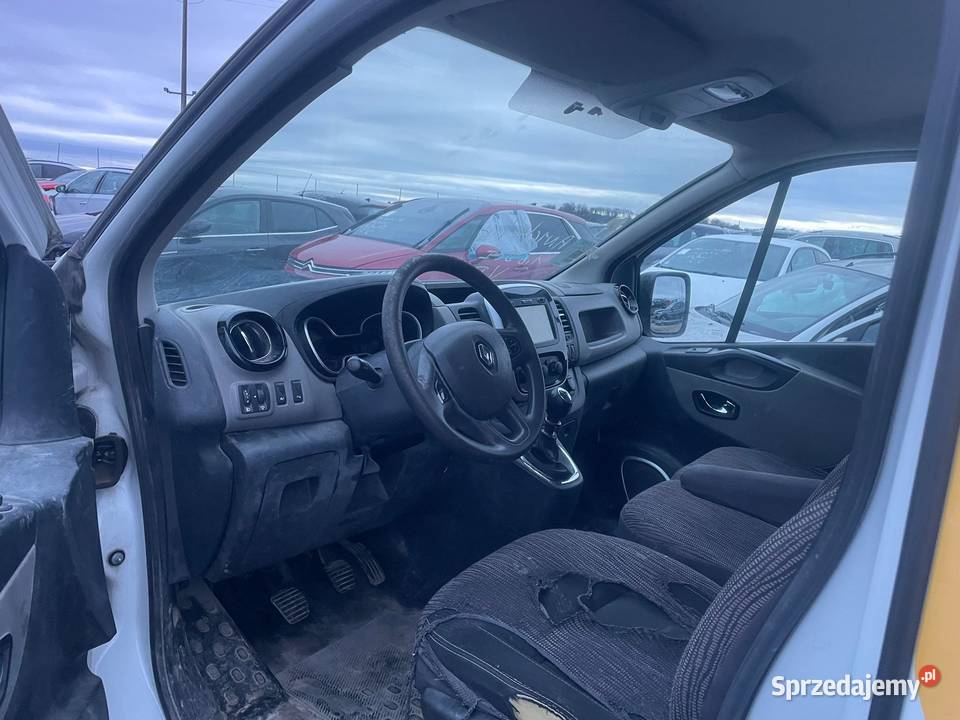 RENAULT Trafic III 16 DCi 125 EH135 Przemyśl