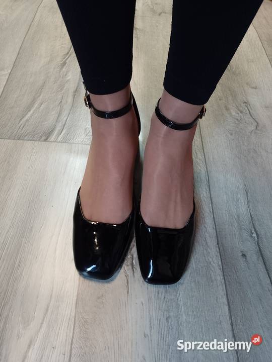 41 Czarne czółenka wieczorowe z zapięciem NOWE 26.5cm Czółenka Kraków