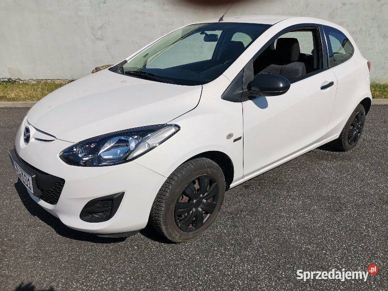 Mazda 2 piękna biała perła lift 2012r z Niemiec Tarnów