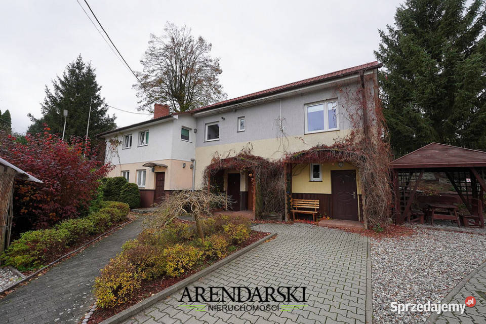 Dobrze prosperujący ośrodek wypoczynkowy 1204m2 Goszczanowo