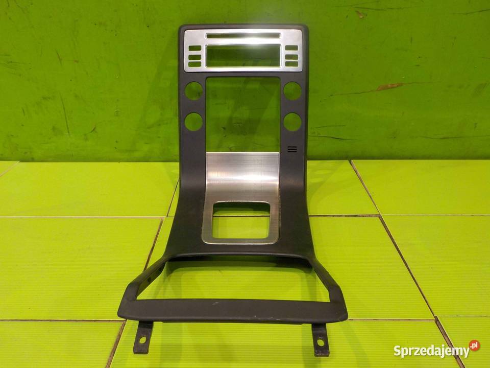 VOLVO V70 III 08r ramka tunelu srodkowego osobowe Suków