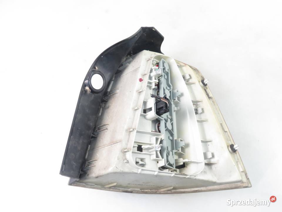 LAMPA LEWA TYLNA OPEL ZAFIRA B 13260853