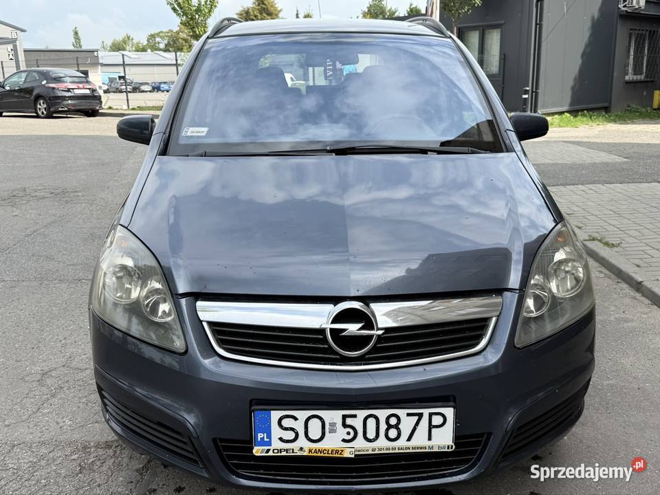Opel zafira B 19 7 miejsc navi kolorowa Rok produkcji 2007 Bytom