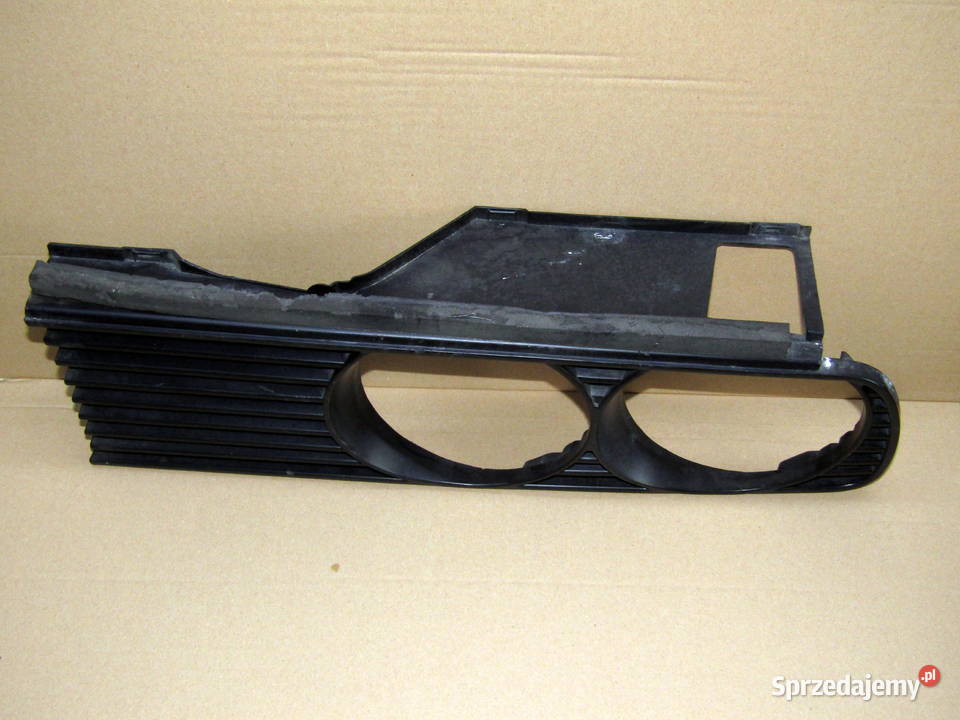 ATRAPA OKULAR LEWY BMW E30 1876091 łódzkie Mysłaków