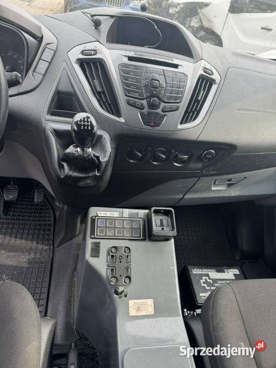 Ford Transit Custom 22 Tdci 125 L2H2 Karetka Ford Turek