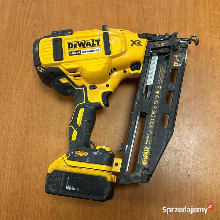 Gwoździarka DeWALT 16Ga 18V DCN660N aku 5 Ah Elbląg sprzedam