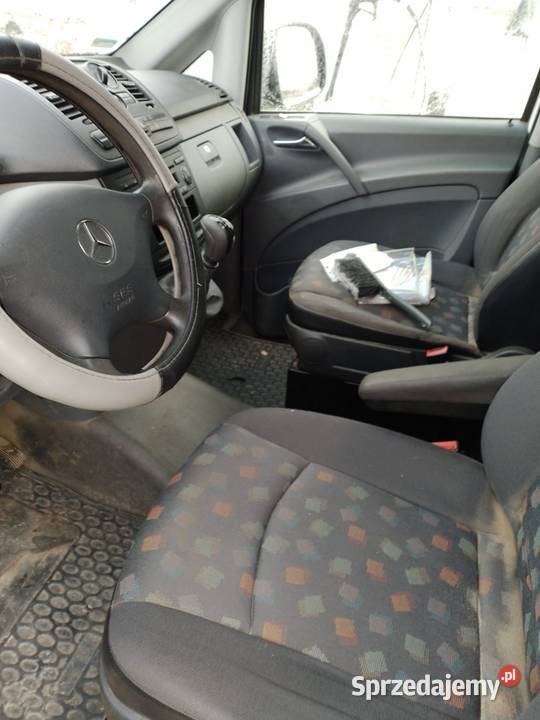 Mercedesa Vito 9 osobowy 226 tysięcy oryginalnie