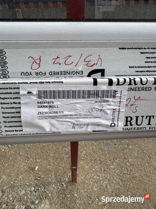NOWE OKNO Fix Ru kolor jasny szary 940 x 1870 mm