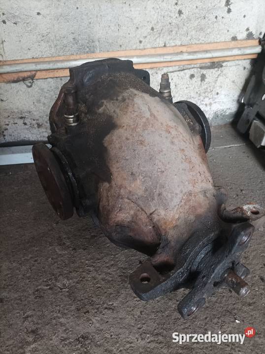Głowka mostu Mercedes w126 50 v8 przełożenie 224 Sławno