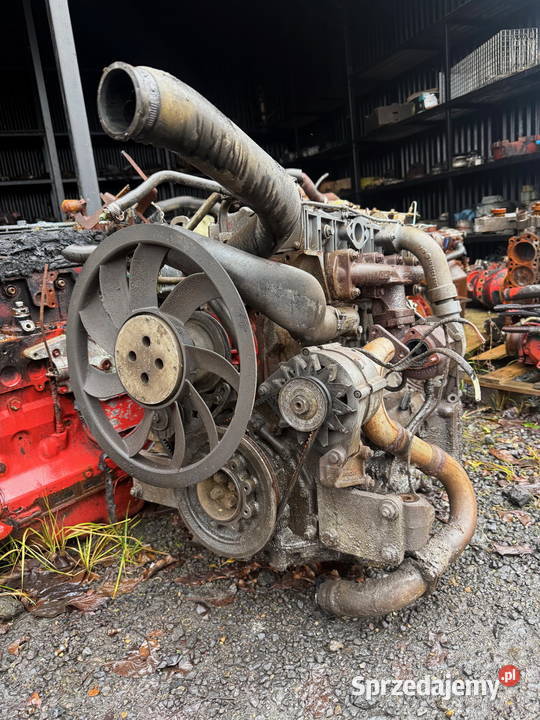 silnik DEUTZ Turbo BF4M1012 4 cylindrowy 75 sprzedam
