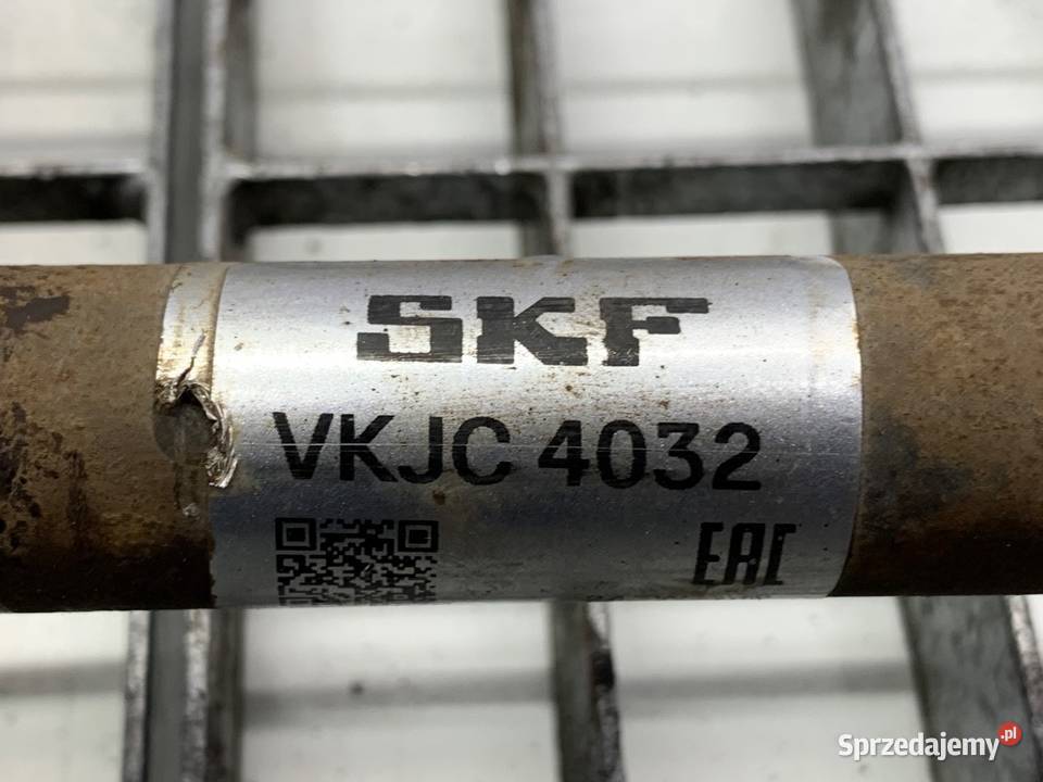 PÓŁOŚ PRAWY TYŁ HONDA CRV III 22 140 SUV PRZEGUB