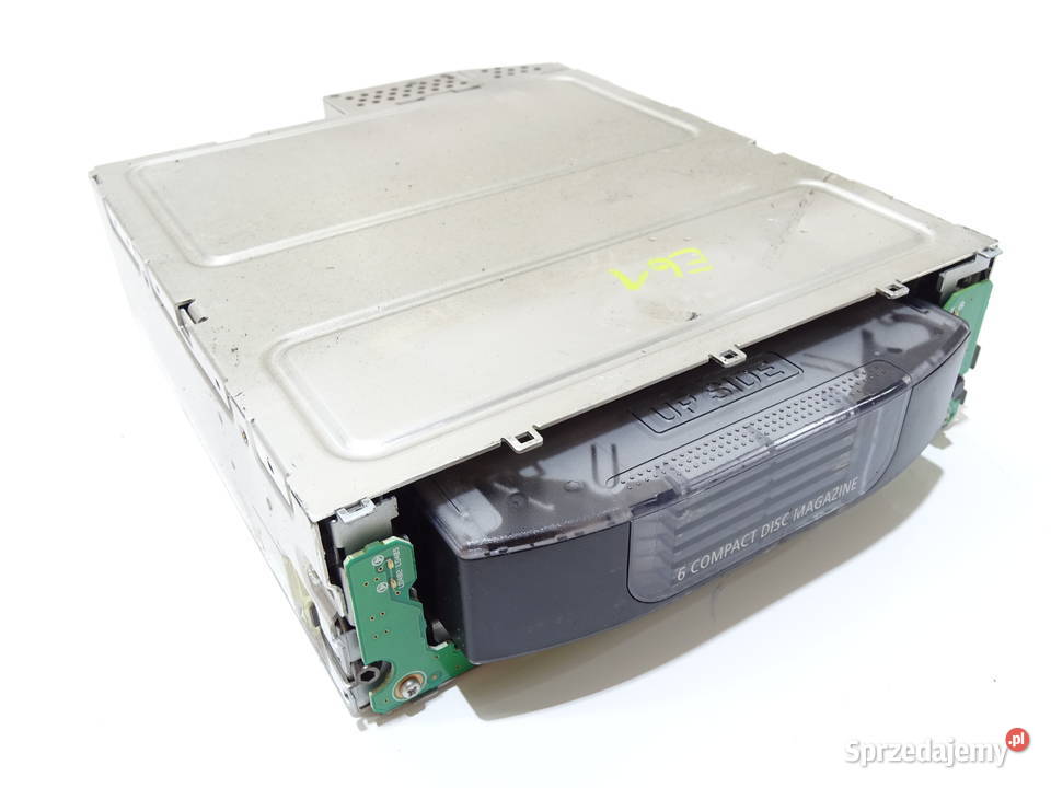 ZMIENIARKA PLYT CD BMW E60 E61 OE 6986081 Strzyżewice sprzedam