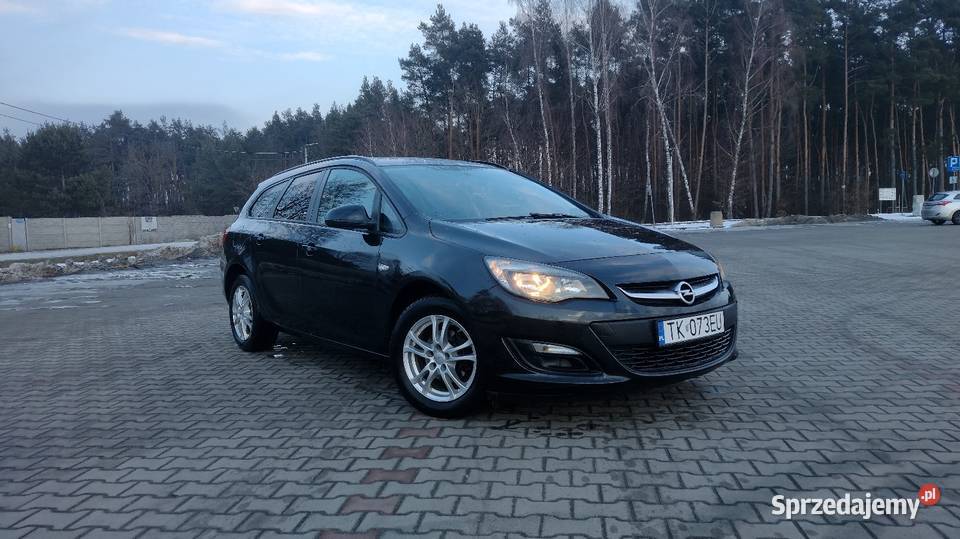 Opel Astra J Sports Tourer autoalarm Radomice