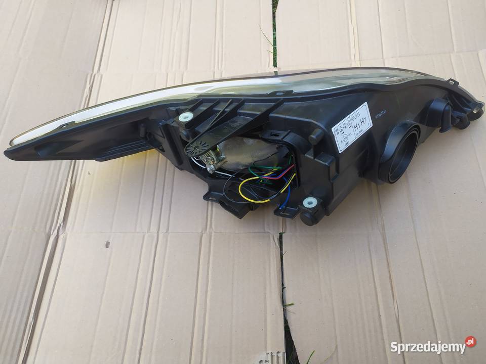 Ford mondeo mk4 lampa lewa tyc okazja zwykła Starowa Góra
