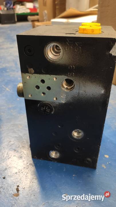 blok hydrauliczny Holand CR 87376595 lubuskie Strzelce Krajeńskie