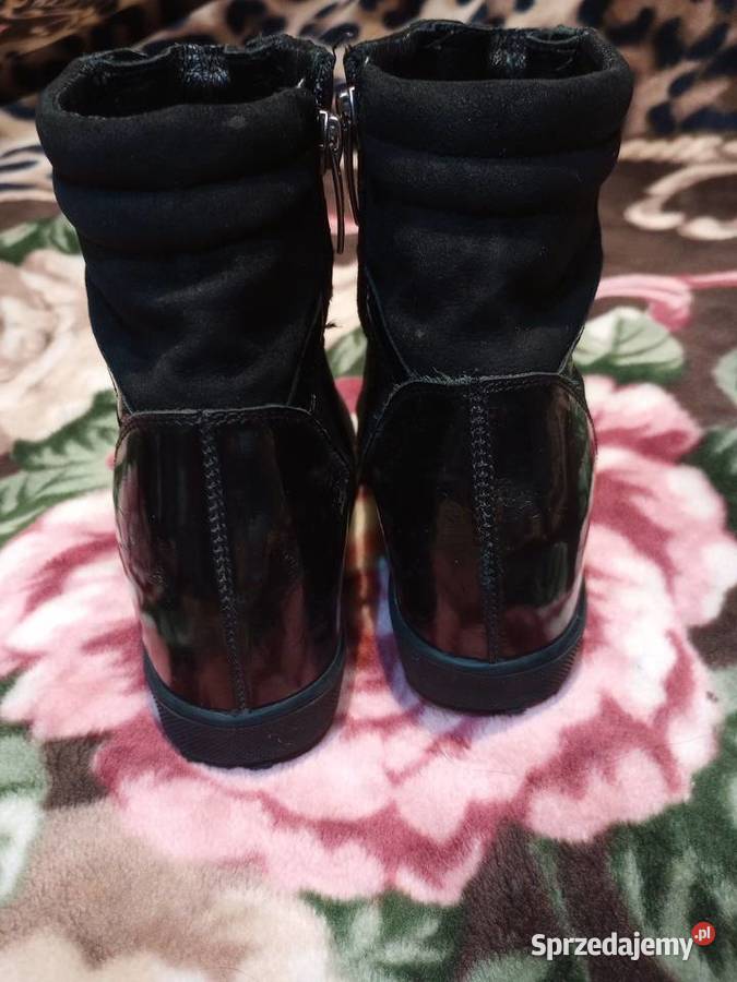 Botki sneakersy na koturnie firmy Wojas 35 Wrocław