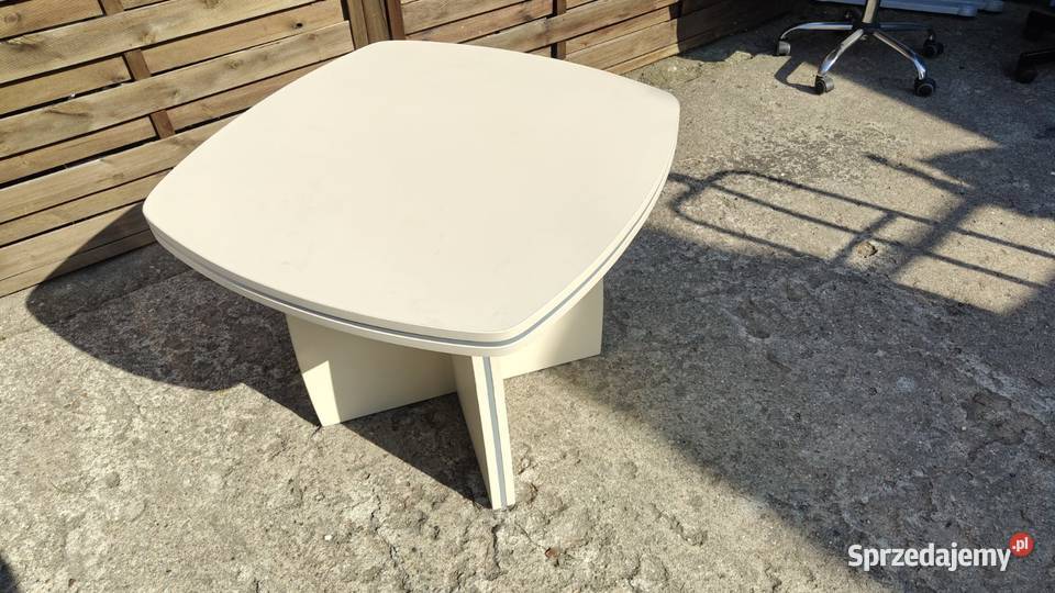 Stół MDD stolik do biura pokoju socjalnego Stoły Warszawa sprzedam