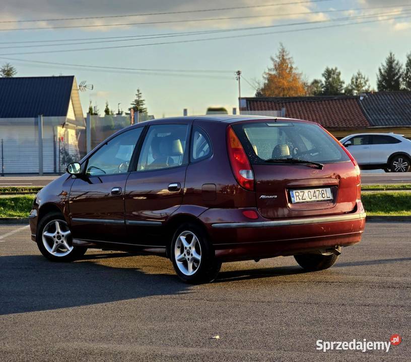 Nissan Almera tini 18 zdrowy Rok produkcji 2001 Łańcut sprzedam