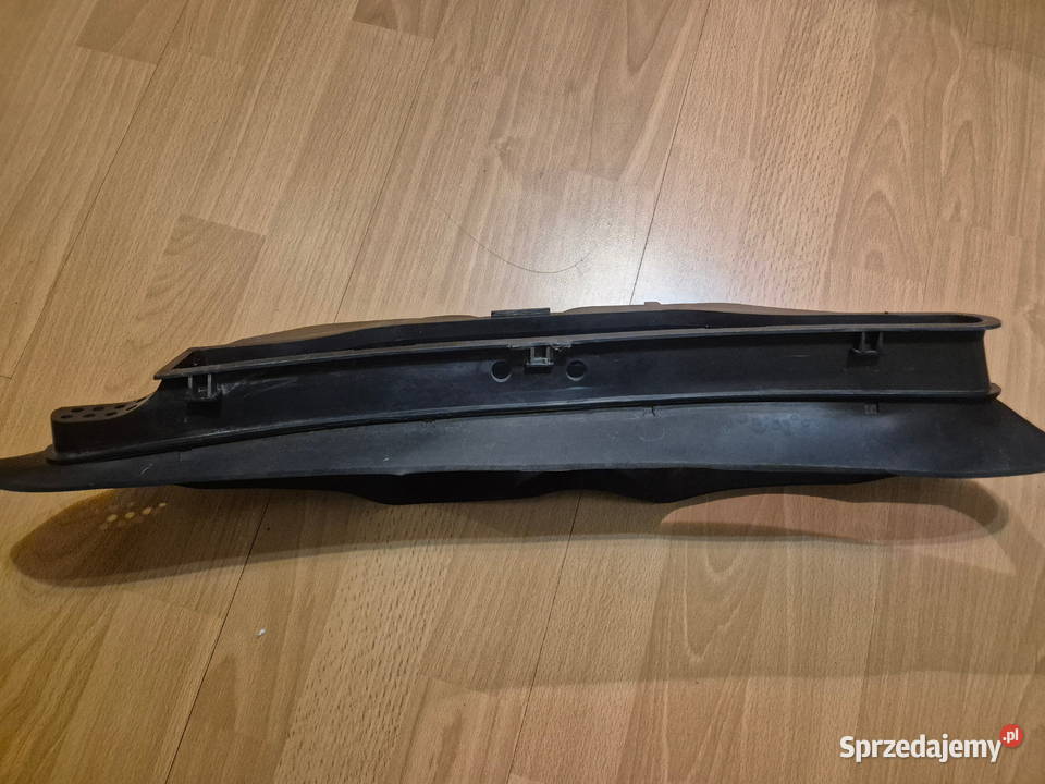 Renault Clio IV kierownica powietrza wlot Bucze