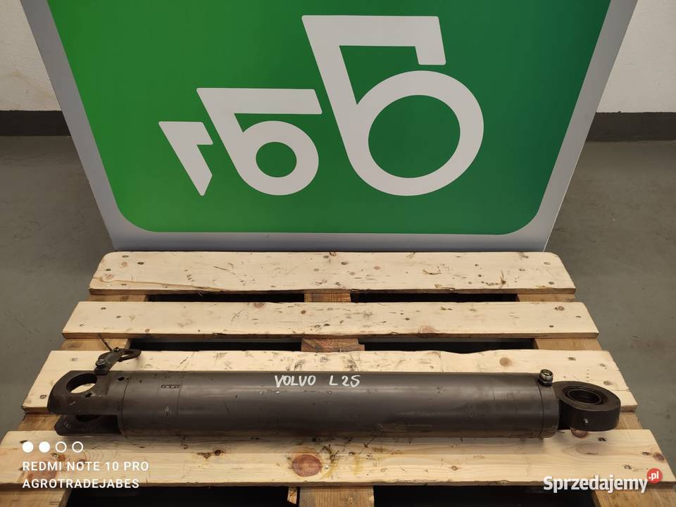 Siłownik hydrauliczny podnoszenia ramienia Wilkowo