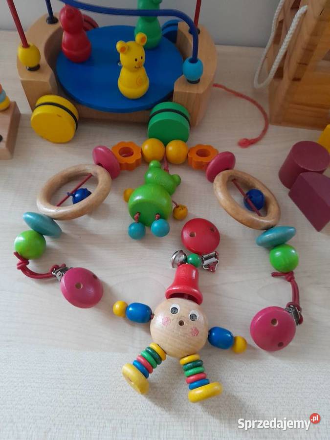 Zestaw drewnianych zabaweklabirynty zawieszki Bogatynia