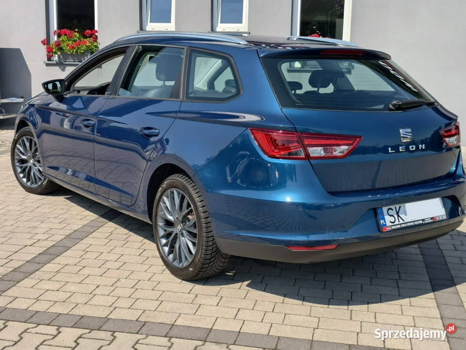 Seat Leon wersja ST 16TDI 110 mały przebieg Kombi