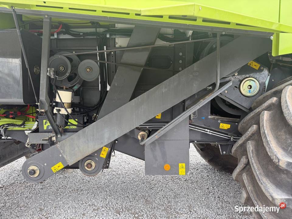 Kombajn zbożowy Claas Avero 240 APS podlaskie Zambrów