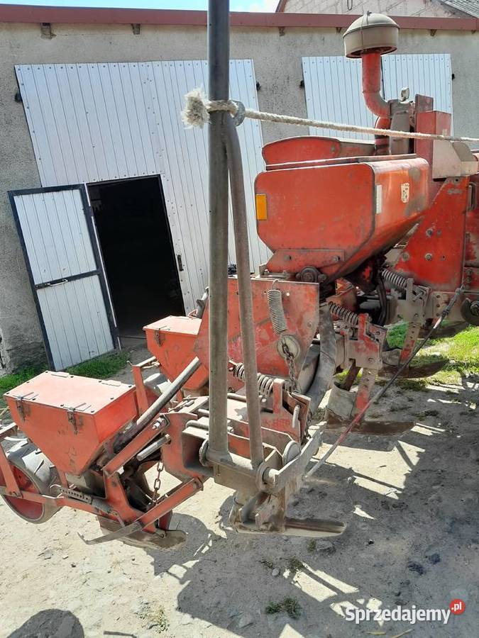 Siewnik do kukurydzy Becker Paniewo