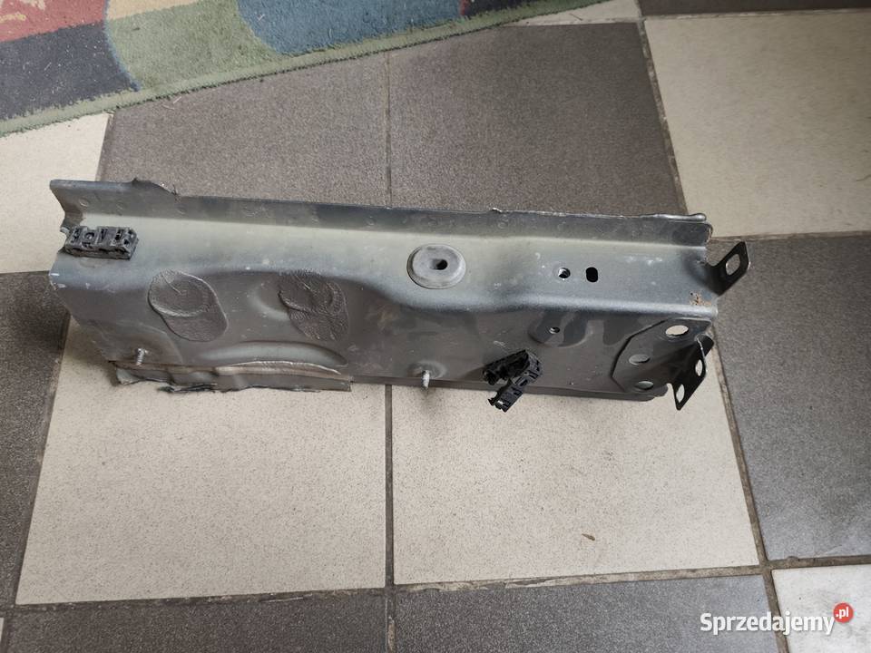 Prawa podłużnica Infiniti q30 Bochnia