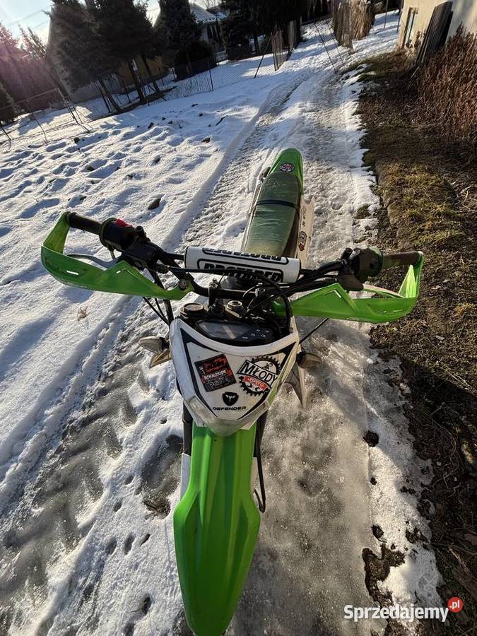 Sprzedam defender 150 Borowa