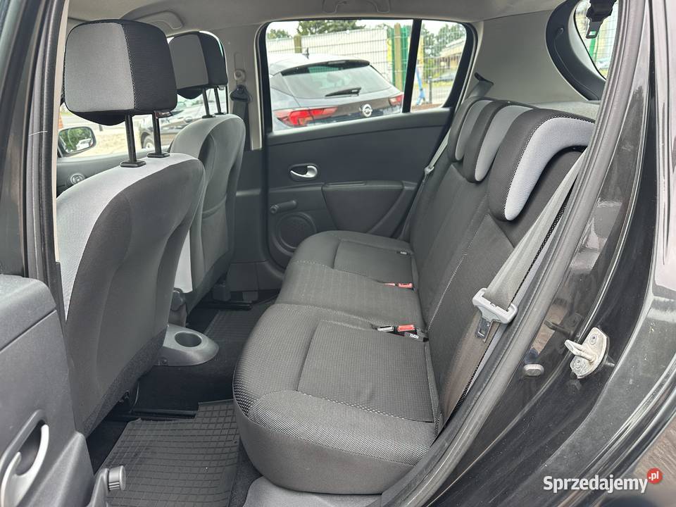Renault Clio 12 benzyna 75 KlimaIsofix5 nieuszkodzony Warszawa