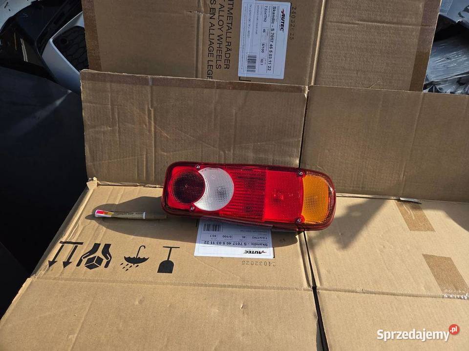 Lampa tylna tył Opel Movano B 93867973