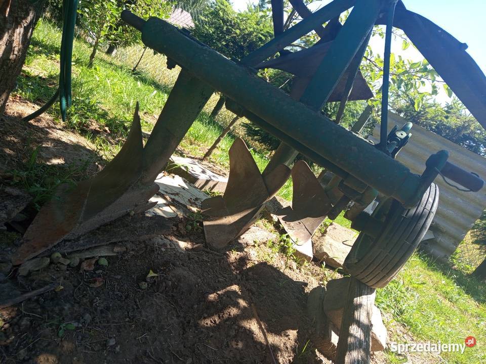 Pług 3 skibowy świętokrzyskie Janowice