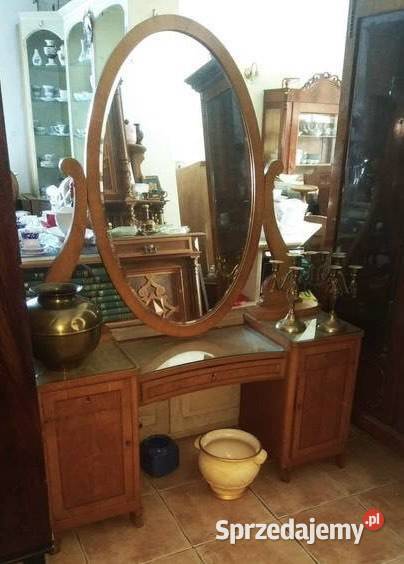 Toaletka orzech Lata 30 XX wieku Gdańsk