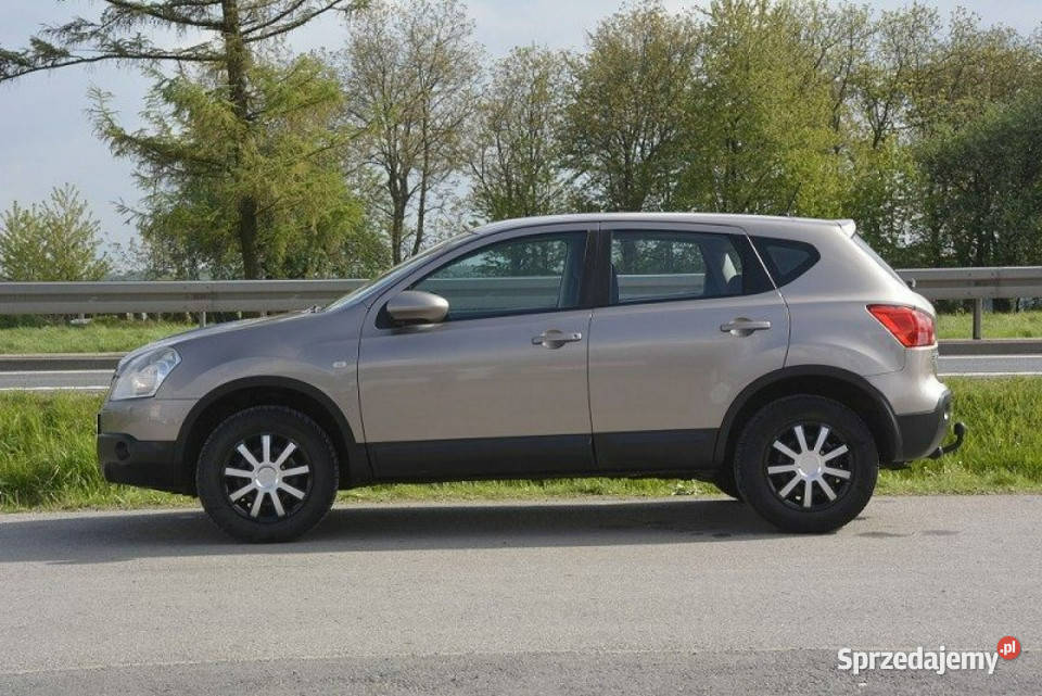 Nissan Qashqai 20 Benzyna 4x4 podgrzewane fotele bluetooth sprzedam