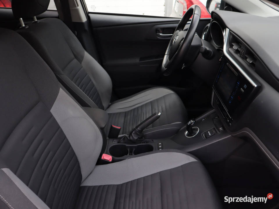 Toyota Auris Hybrid radio Piaseczno