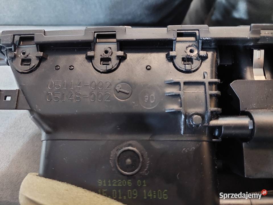 Kratka nawiewu środkowa BMW Serii 5 E60 E61