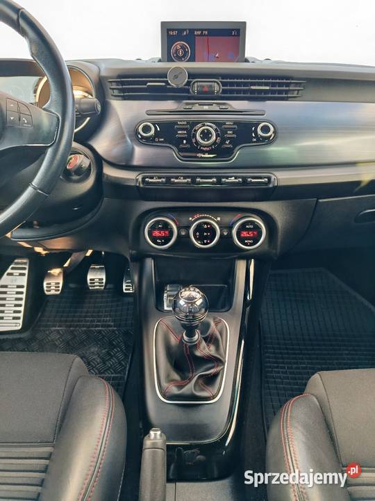 Sprzedam ładną Alfe Romeo Giulietta 175 TBI sprowadzony wielkopolskie Września