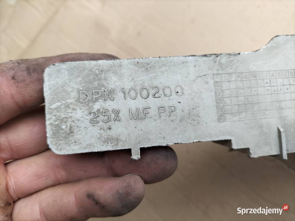 LAND ROVER FREELANDER I ŚLIZG ZDERZAKA PRAWY osobowe lubelskie Kamień-Kolonia sprzedam