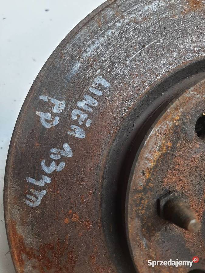 Fiat Linea 13 JTD piasta zwrotnica prawa ABS