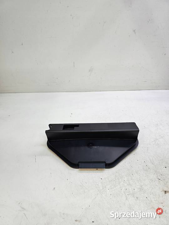 OSŁONA KLAPY BAGAŻNIKA AUDI A4 B9 8W5827569 śląskie