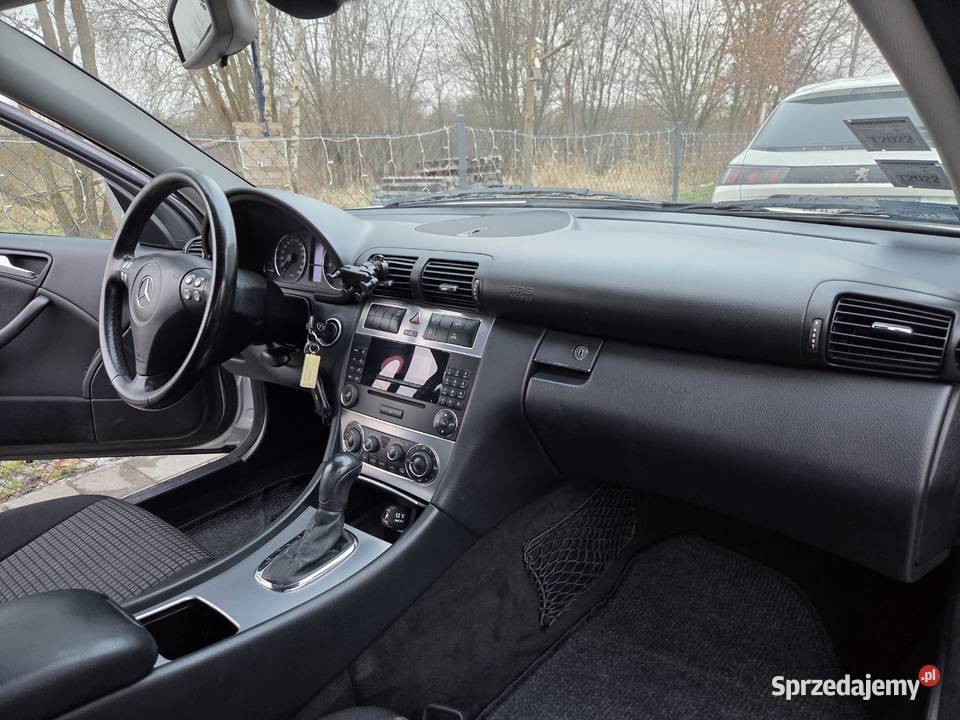 Mercedes Benz c klasa w 203 Rok produkcji 2006 Szczecin