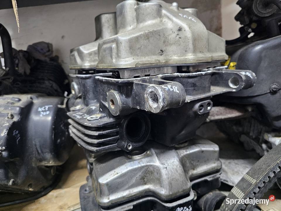 Honda VF 1000 głowica przód tył głowice vf1000 dolnośląskie Jelenia Góra