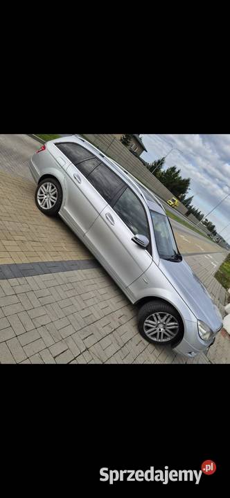 Mercedes c klasa 4 x 4 nieuszkodzony Mercedes-Benz